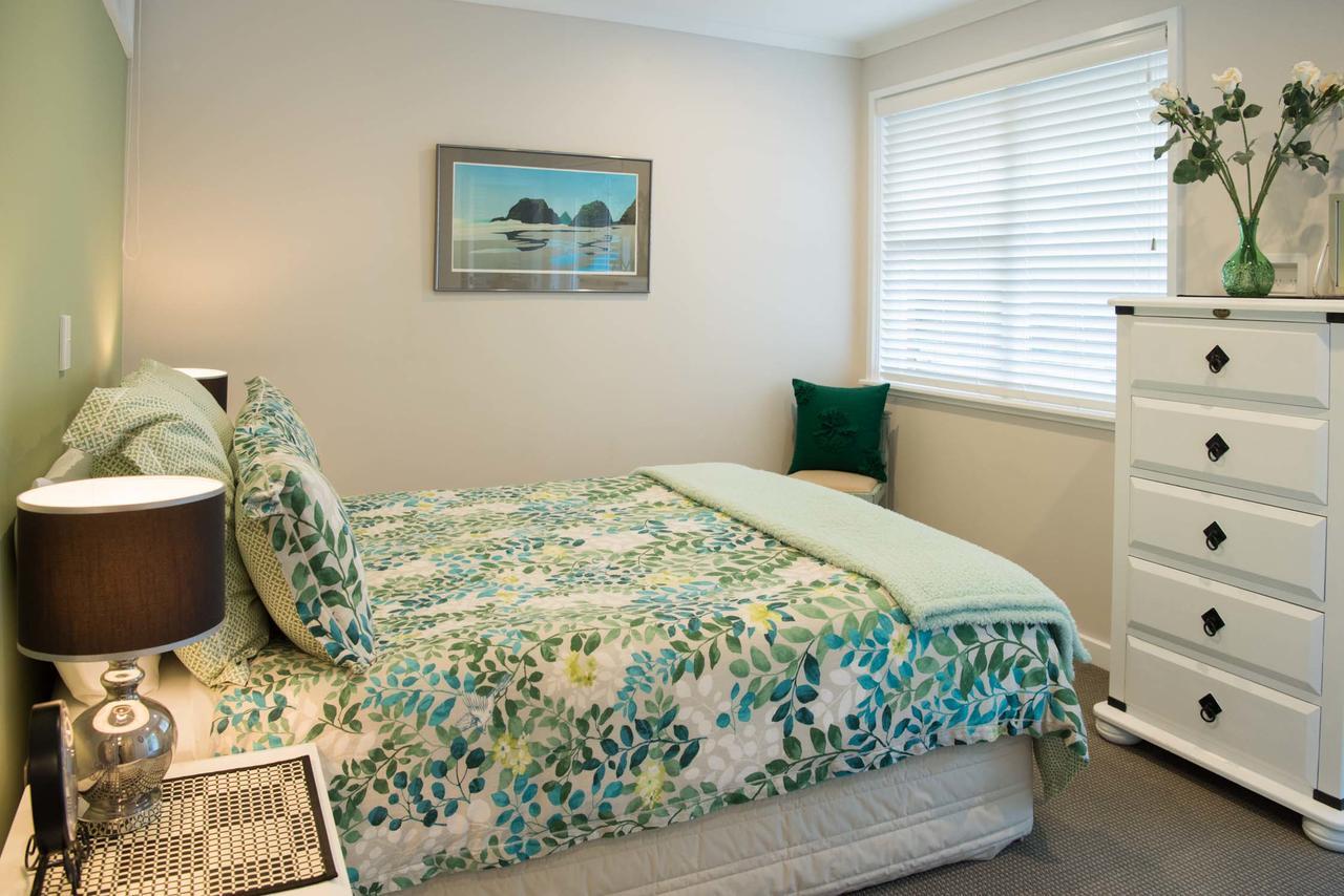 Style In Ngaio Bed & Breakfast Wellington Exterior photo