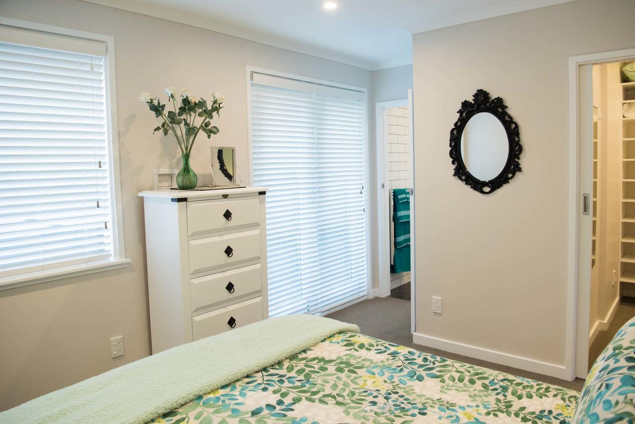 Style In Ngaio Bed & Breakfast Wellington Exterior photo